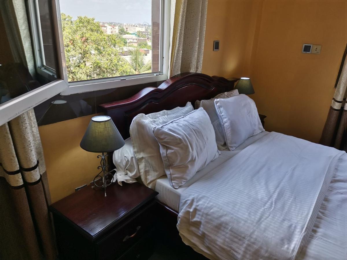 Residence Hoteliere Mb-202 C Douala Kültér fotó