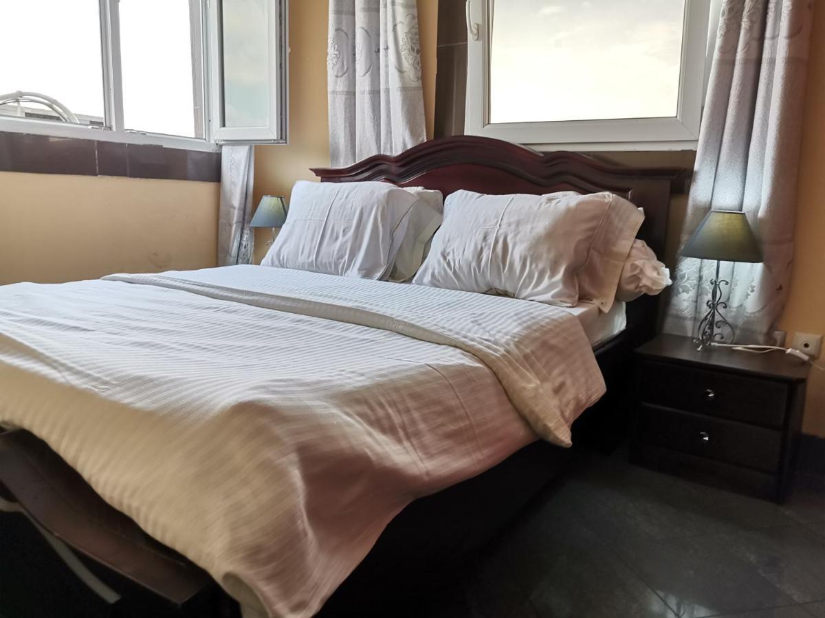 Residence Hoteliere Mb-202 C Douala Kültér fotó