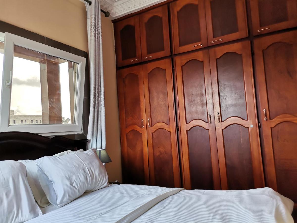 Residence Hoteliere Mb-202 C Douala Kültér fotó