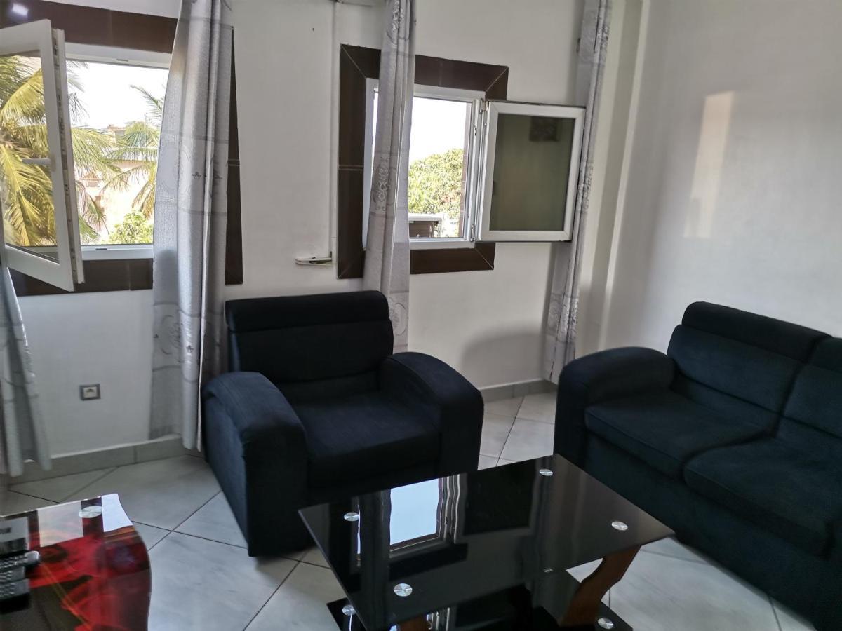 Residence Hoteliere Mb-202 C Douala Kültér fotó