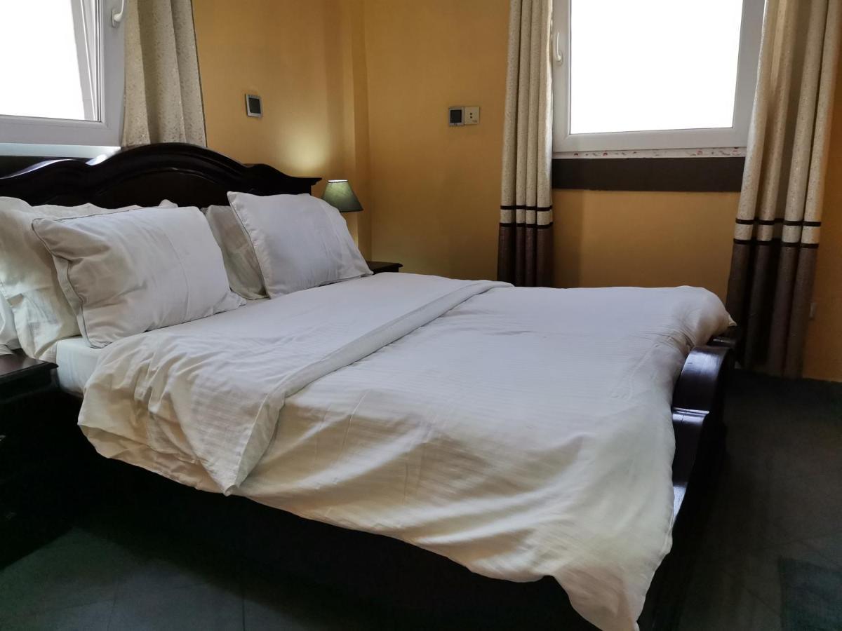 Residence Hoteliere Mb-202 C Douala Kültér fotó