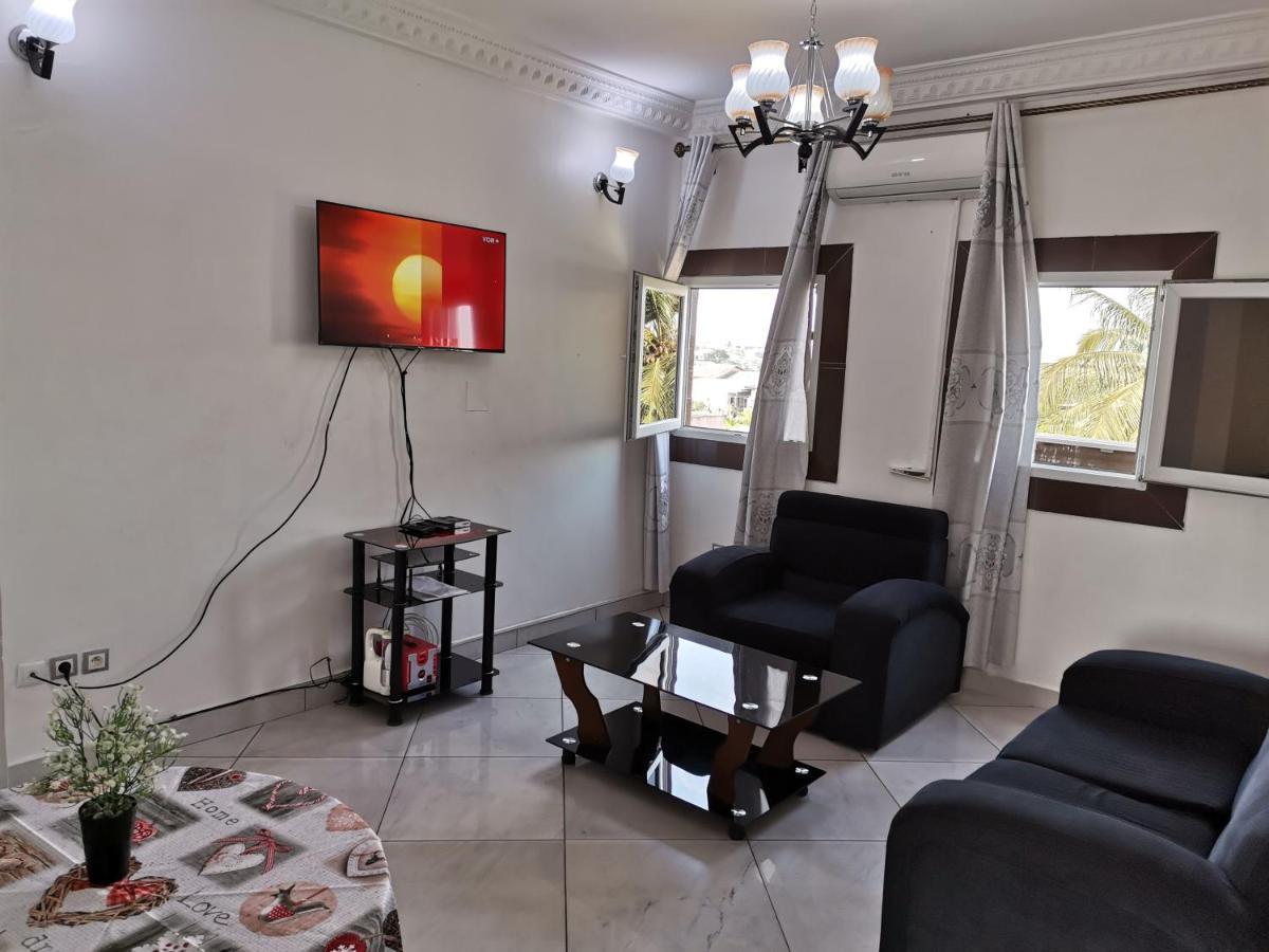 Residence Hoteliere Mb-202 C Douala Kültér fotó